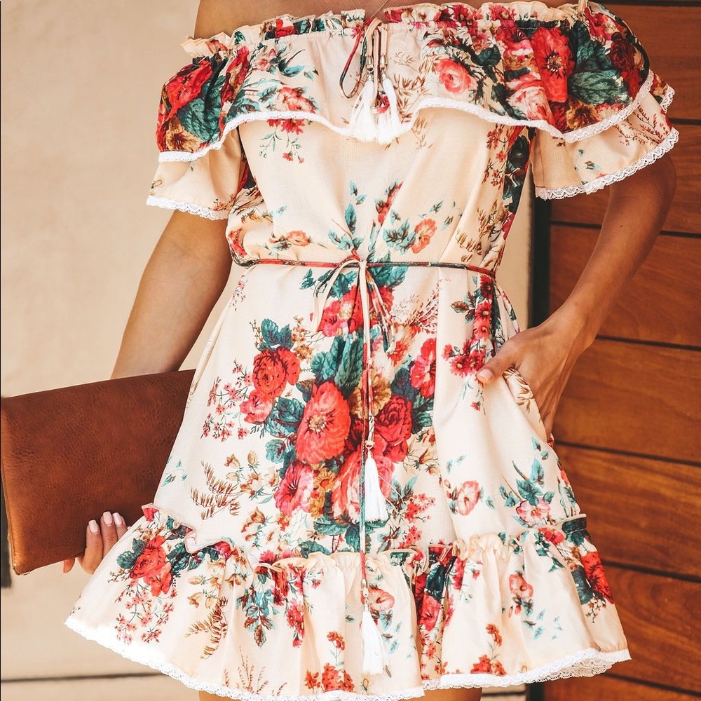 Vici Cream Floral Off-Shoulder Strapless Mini Dress